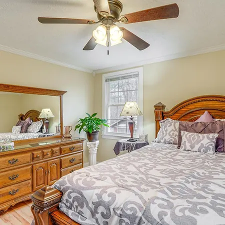 Charming Milton Home With Porch - 5 Mi To Vir!